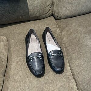 aerosoles black leather loafers